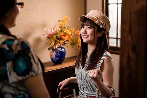 chuyện tình bên cửa sổ